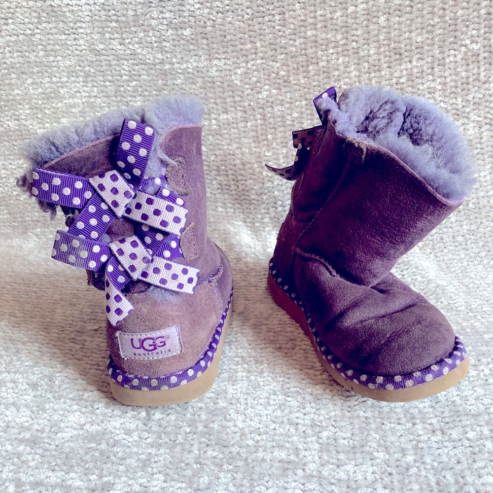 UGG Bailey Bows Boots Shearling Suede Polka Dots Girls 11‎
